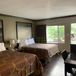 Super 8 by Wyndham Los Angeles Airport